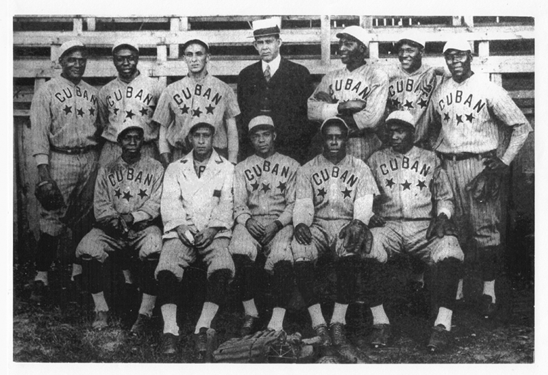Cuban Stars with Crist&oacute;bal Torriente, circa 1918